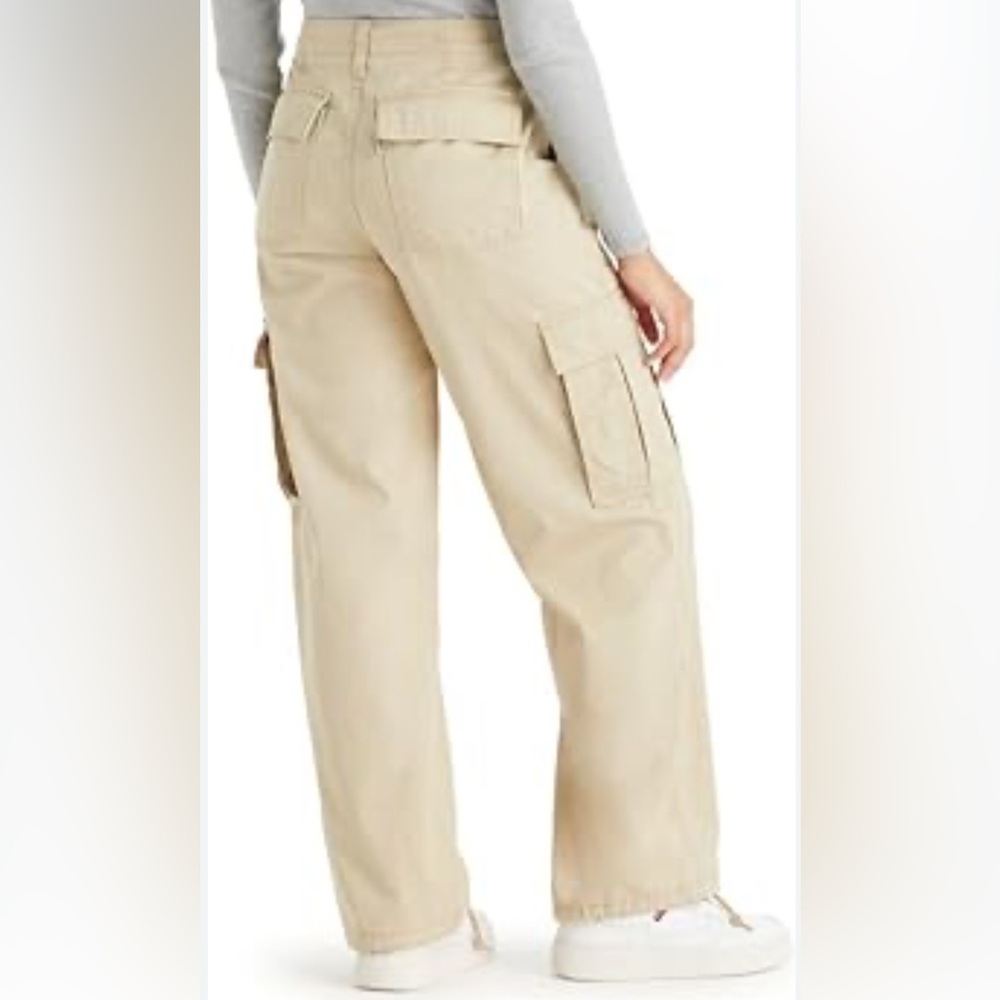 Levi's Women's Tan Baggy Cargo Pants with drawstring in bottom hem